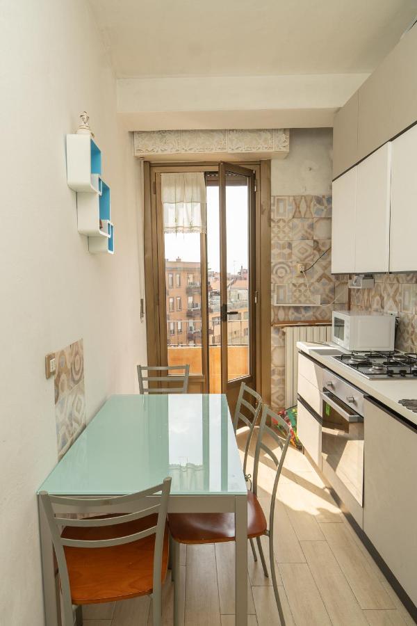 Central Apartment Milano Exterior photo