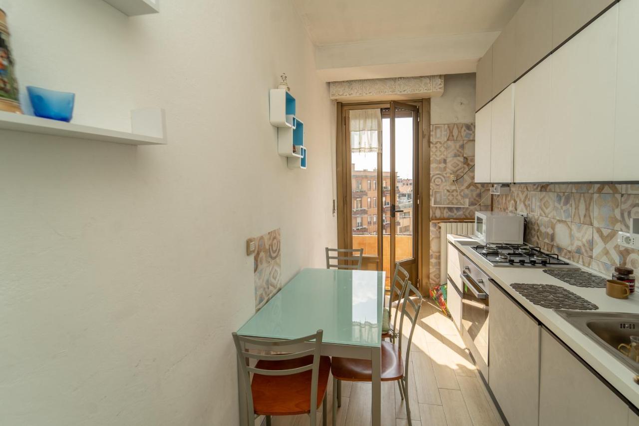 Central Apartment Milano Exterior photo